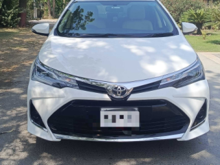 toyota-corolla-altis-16-x-cvt-i-special-edition