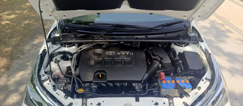 toyota-corolla-altis-16-x-cvt-i-special-edition-big-3