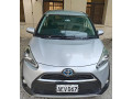 toyota-sienta-g-small-0