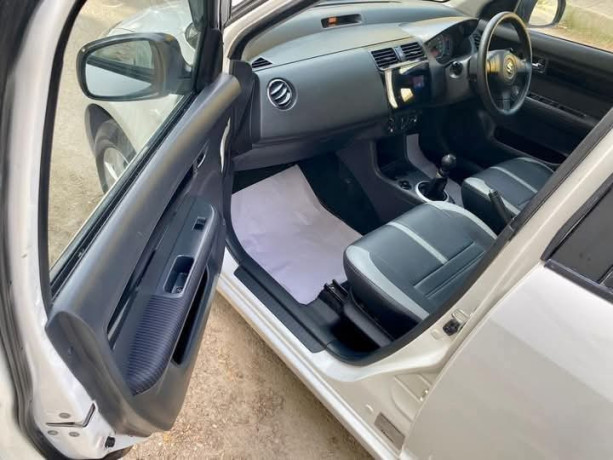 suzuki-swift-gl-cvt-big-10