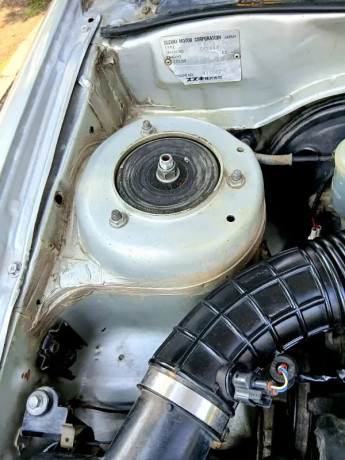 suzuki-baleno-2005-big-6