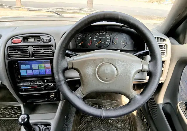 suzuki-baleno-2005-big-7