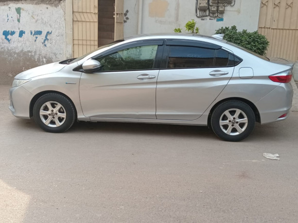 honda-grace-big-1