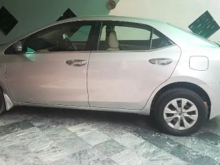 toyota-corolla-altis-x-manual-16