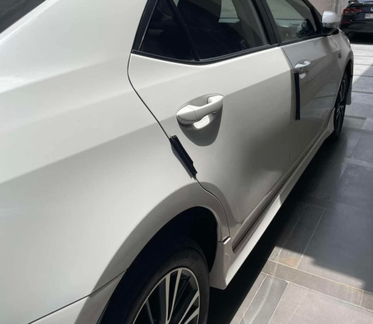 toyota-corolla-altis-16-x-cvt-i-big-4