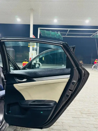 honda-civic-oriel-big-2