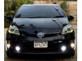 toyota-prius-alpha-g-small-0