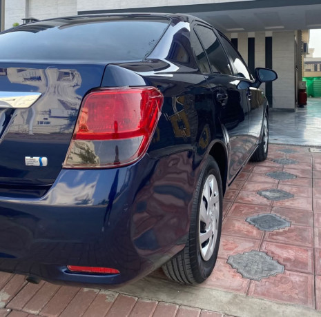 toyota-corolla-axio-g-big-1