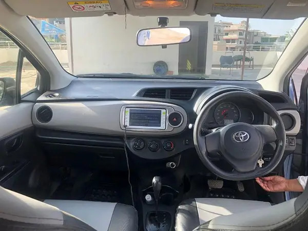 toyota-vitz-big-1