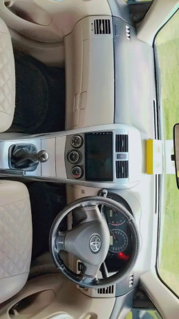 toyota-corolla-gli-2012-big-5