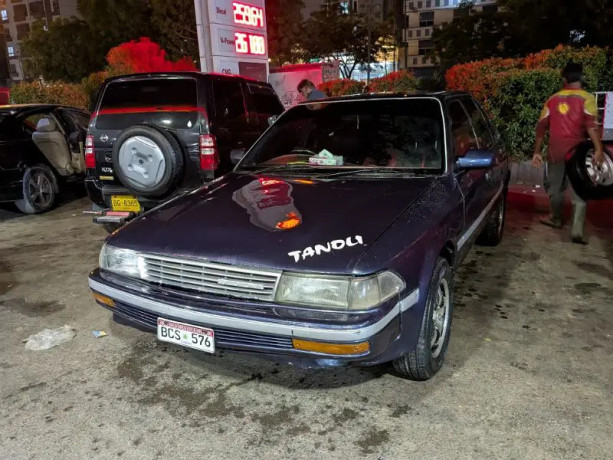 toyota-corolla-altis-x-manual-16-big-0