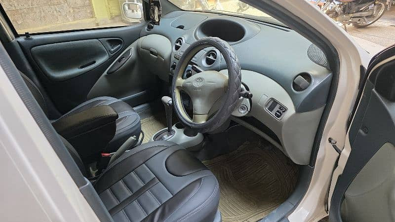 toyota-vitz-f-10-big-8