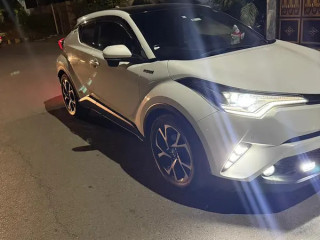toyota-c-hr-2018-hybrid-fresh-import-led-pkg