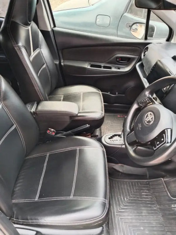 toyota-vitz-f-2019-model-big-5