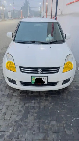 suzuki-swift-2012-big-0