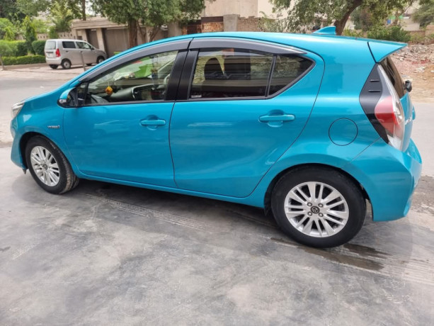 toyota-aqua-z-big-6