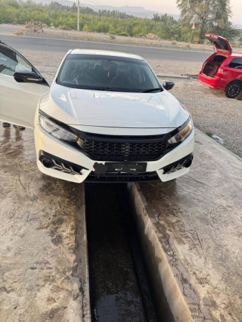 honda-civic-oriel-big-0