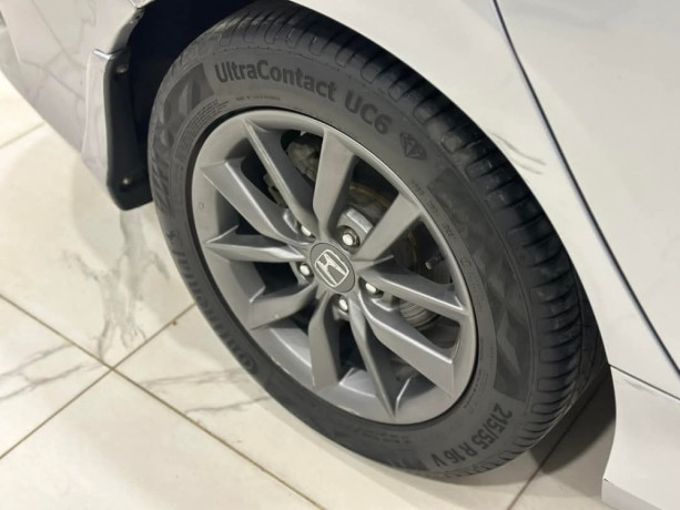 honda-civic-oriel-big-10