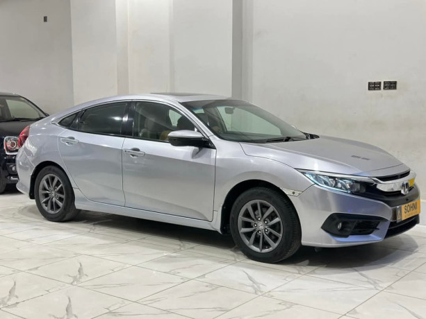 honda-civic-oriel-big-1
