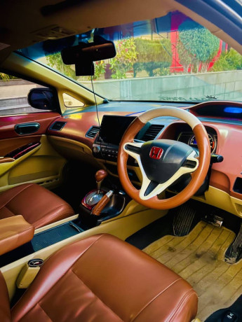 honda-civic-oriel-big-2