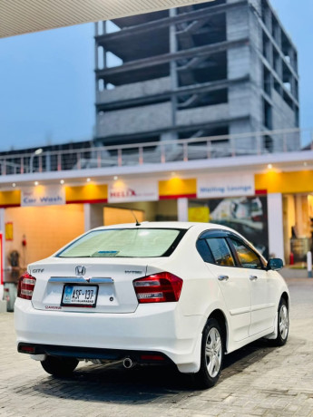 honda-city-12l-cvt-big-9