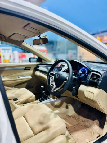 honda-city-12l-cvt-big-11