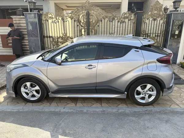 toyota-c-hr-2019-2024-total-geniune-big-7
