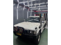toyota-hilux-e-small-0