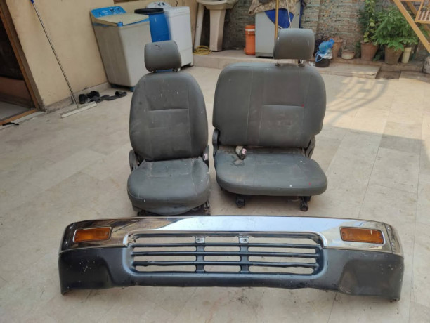 toyota-hilux-e-big-4