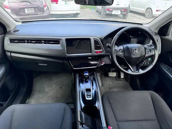 honda-vezel-2014-hybrid-big-5