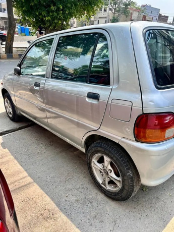 daihatsu-cuore-2006-big-0