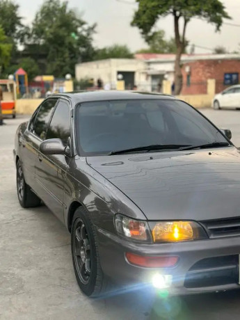 toyota-corolla-gli-big-1