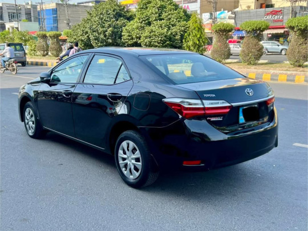 toyota-corolla-altis-16-x-cvt-i-big-5