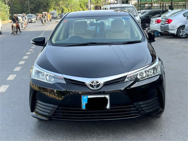 toyota-corolla-altis-16-x-cvt-i-big-0