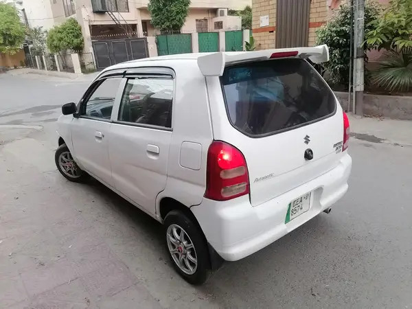 suzuki-alto-vxr-big-0