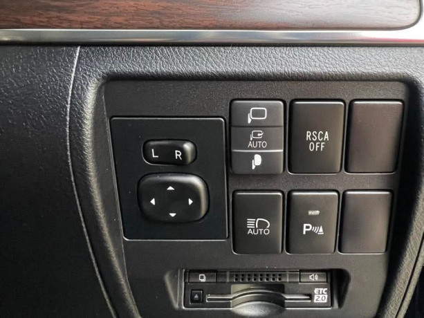 toyota-land-cruiser-zx-gasoline-35l-big-3
