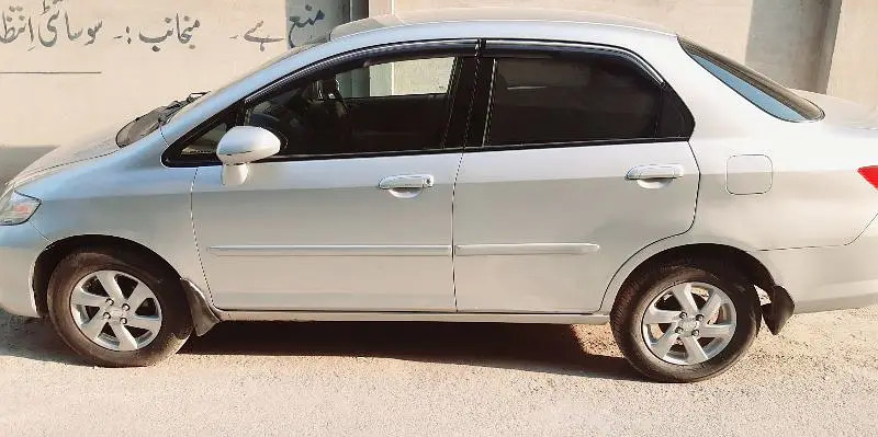 honda-city-idsi-big-0
