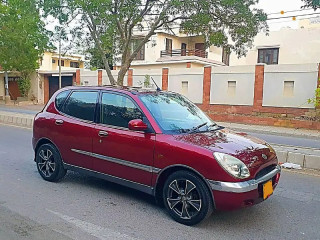 toyota-duet-10