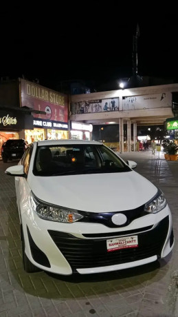 toyota-yaris-sedan-mt-13-2021-5000-km-drive-only-big-8