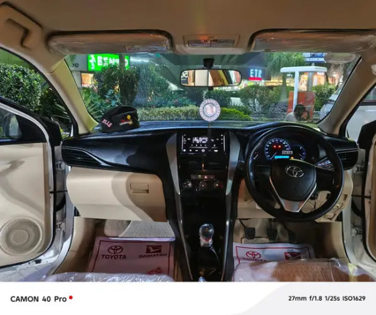 toyota-yaris-sedan-mt-13-2021-5000-km-drive-only-big-1