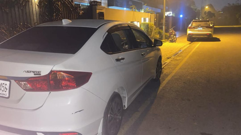 honda-city-15l-aspire-mt-big-1