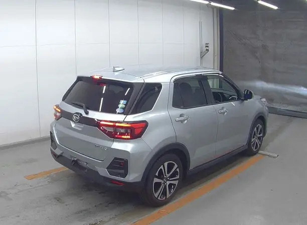 daihatsu-rocky-10-r-tc-2019-2025-importdaihatsu-rocky-10-r-tc-2019-2025-impor-big-9