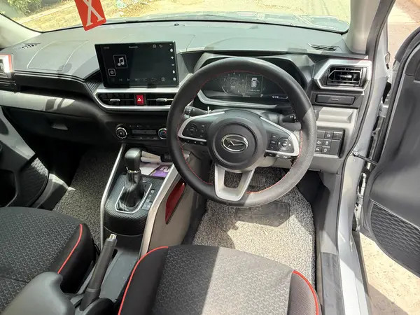daihatsu-rocky-10-r-tc-2019-2025-importdaihatsu-rocky-10-r-tc-2019-2025-impor-big-1