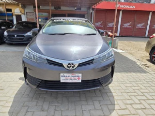 toyota-corolla-altis-x-manual-16
