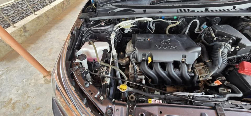 toyota-corolla-altis-x-manual-16-big-11