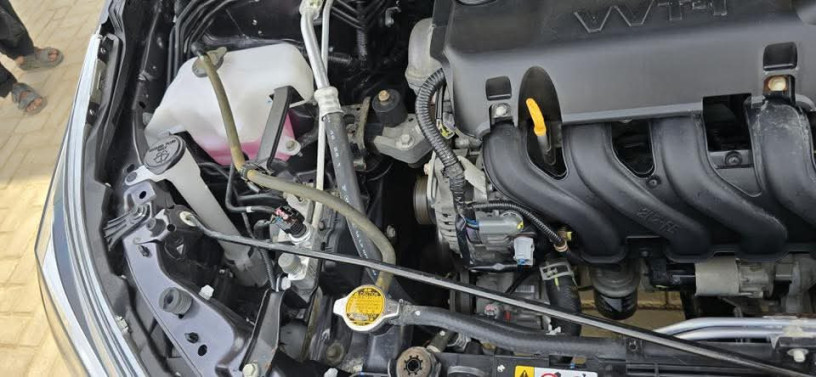 toyota-corolla-altis-x-manual-16-big-10