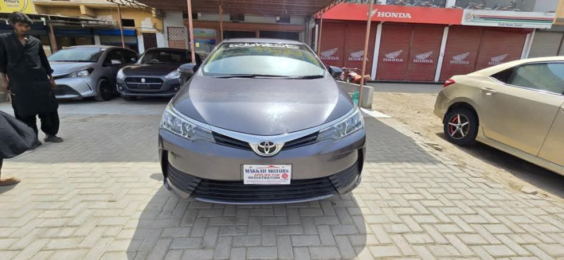 toyota-corolla-altis-x-manual-16-big-0