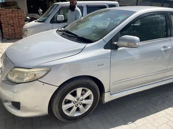 toyota-corolla-altis-2010-big-8
