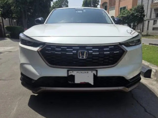 honda-vezel-model-2022-import-2024