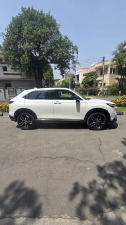 honda-vezel-model-2022-import-2024-big-11